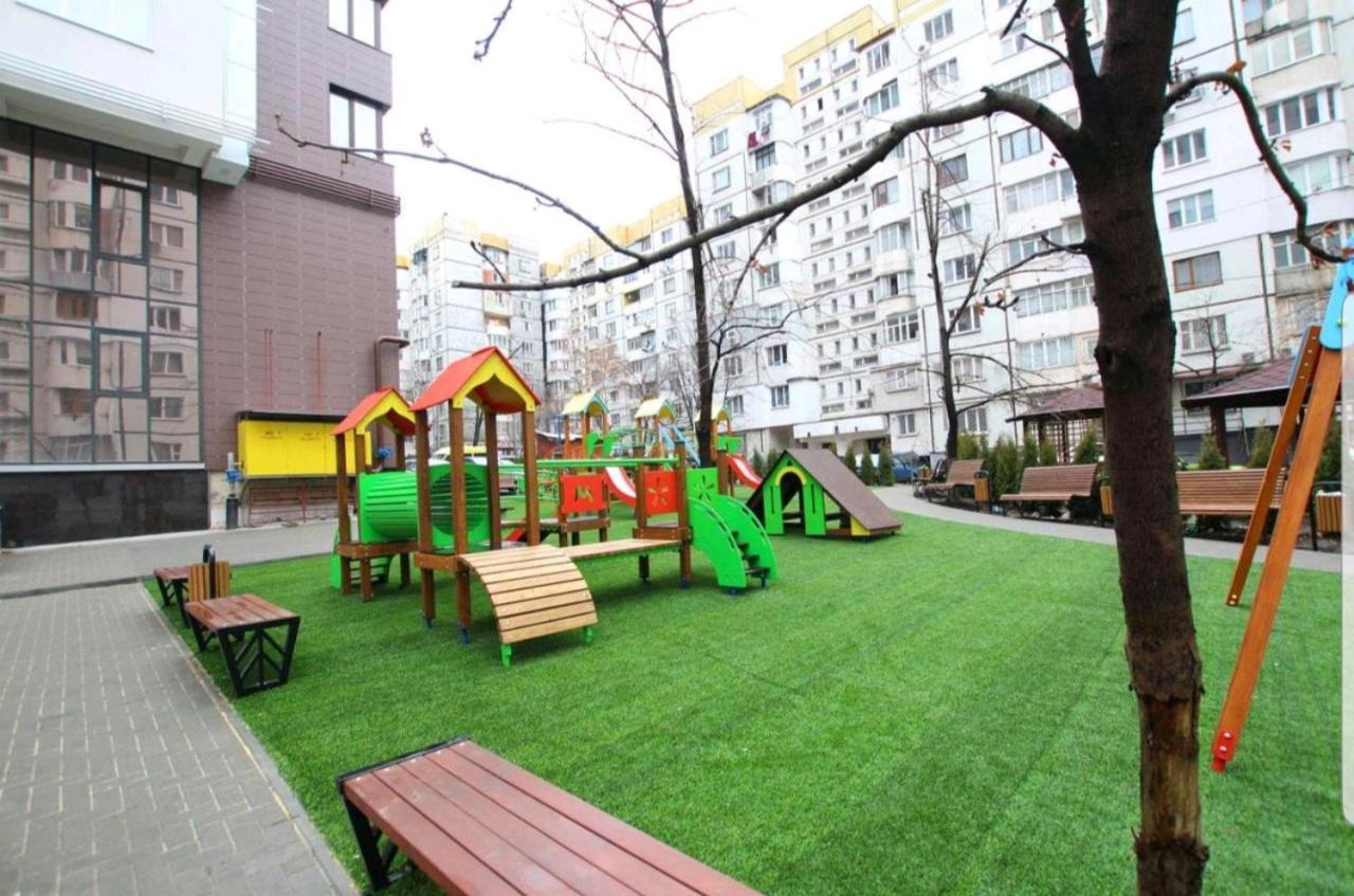 Main Street Sky House Apartments Chisináu Exterior foto